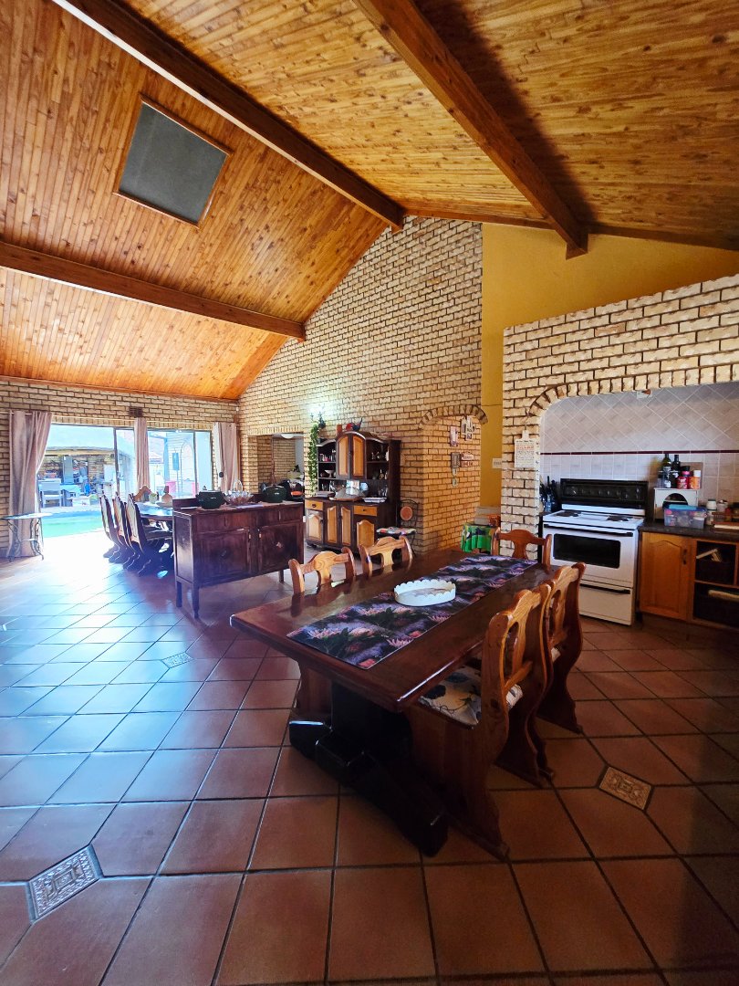 4 Bedroom Property for Sale in Flamwood North West